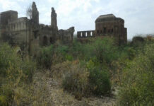 1857 के ग़दर का गवाह है इटावा का उपेक्षित बलैयामठ 1857 के ग़दर का गवाह है इटावा का उपेक्षित बलैयामठ | Itawah's neglected BalaiyaMath has witnessed 1857 revolt