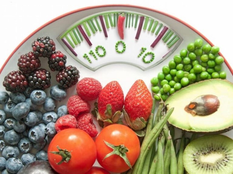 बढ़ा हुआ वजन कम करने के लिए नियमित डाइट में क्या शामिल करें